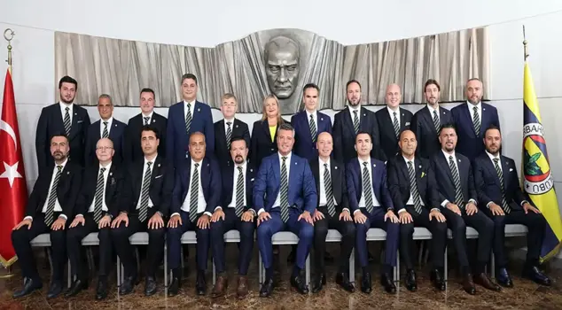 Становится известным имя человека, который будет исполнять обязанности вместо Саадеттина Сарана в случае его ареста.