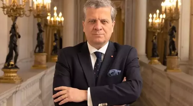 The Polish Ambassador to Paris has been dismissed due to a fake diploma investigation.