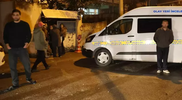 They killed the owner of the house they broke into for theft and fled.