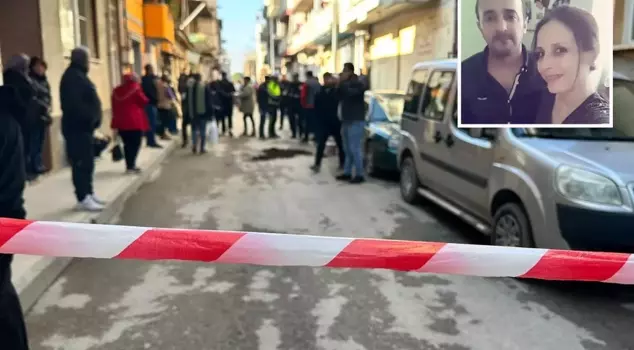 In Manisa, a chilling murder occurred as a man killed his wife in the middle of the street while they were in the process of getting a divorce.