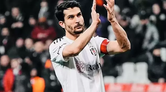 Necip Uysal, who Beşiktaş wanted to find a club for, is saying goodbye to football.