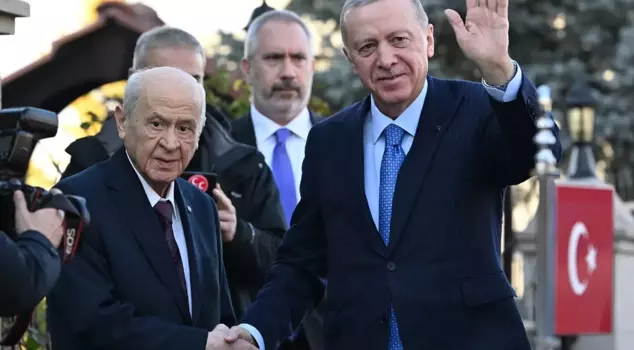 A meaningful gift from Erdoğan to Bahçeli! He celebrated his New Year and birthday.