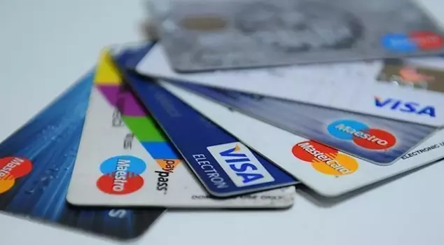 Attention credit card users! The limit is changing.