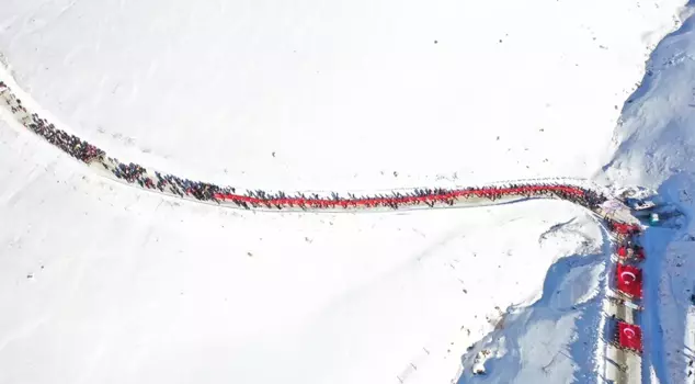 They marched for the Sarıkamış martyrs at minus 22 degrees.