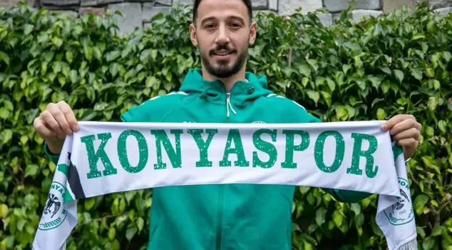Trabzonspor loaned Arif Boşluk to Konyaspor.