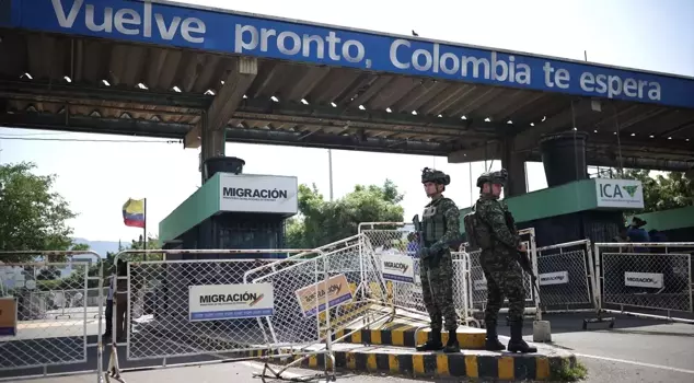 The border crossing between Venezuela and Colombia has reopened: Activity in the region has increased.