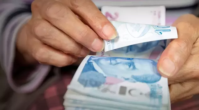 عرض زيادة يبعث الأمل في نفوس المتقاعدين