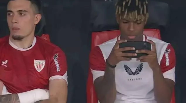 The frame that preceded the 5-0 match.