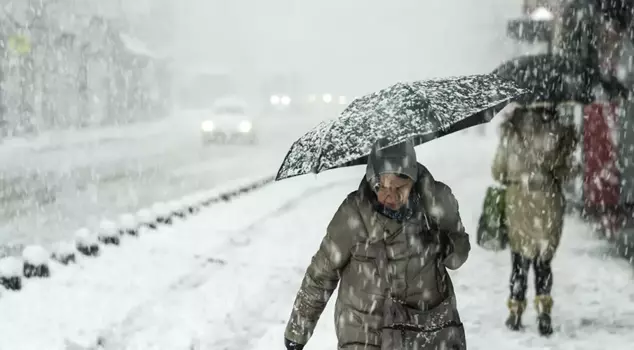 Heavy snowfall is coming! It will last for 3 days.