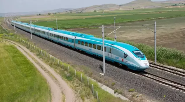 The first high-speed train is coming to northern Turkey, reducing the travel time between Ankara and Samsun to 2.5 hours.