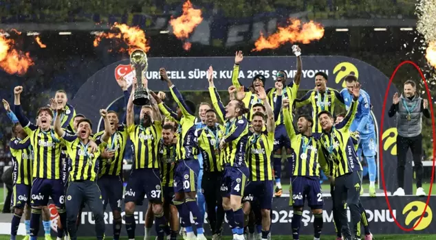 Момент, который привлек внимание на церемонии награждения! Истина раскрылась.