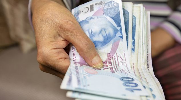 كم ستكون مكافأة العيد للمتقاعدين؟ إليك رقمين يتم التركيز عليهما.