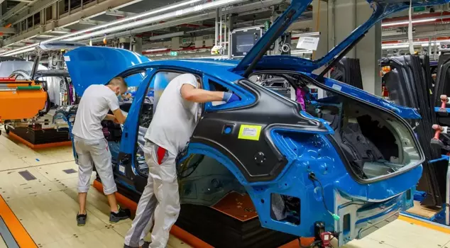 The car giant closed the factory, and the EU provided 380 million TL in support for those who became unemployed.