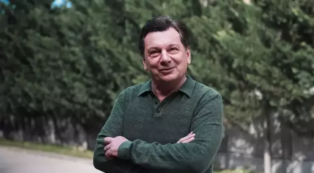 Radical relationship advice from Vedat Milor: If they don't like cheese, break up.