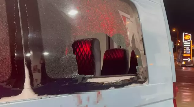 He resisted blowing into the breathalyzer and broke the minibus window with his head.