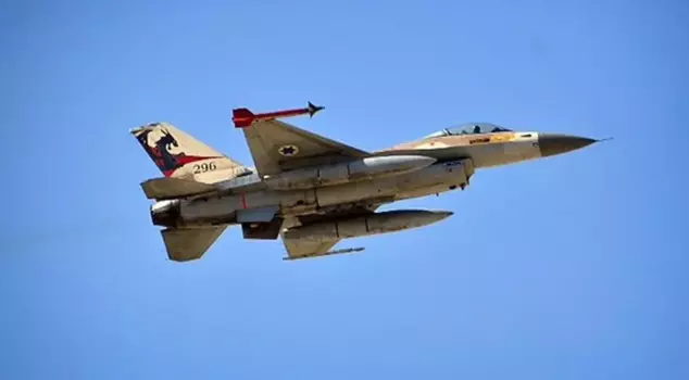 طائرات حربية إسرائيلية تضرب لبنان