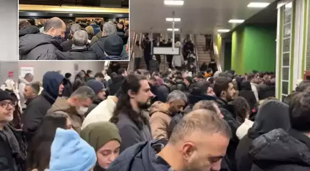 A crowd formed at the metro station in Istanbul, where the stomach was effective.