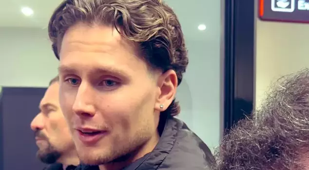 ترافزونسبور أحضر ظهيره الأيسر الجديد إلى تركيا