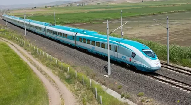 The travel time between Ankara and Trabzon will be reduced to 4.5 hours by high-speed train.