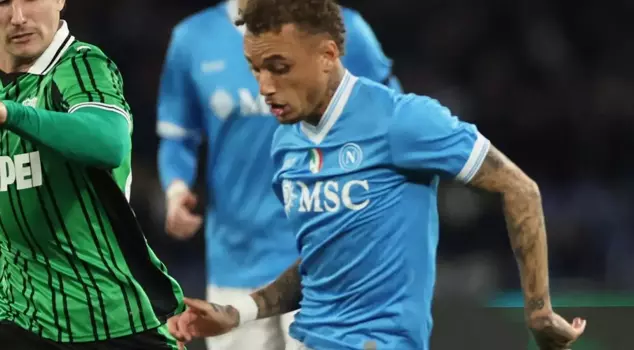 غالاطا سراي يجلب نوا لانغ إلى إسطنبول