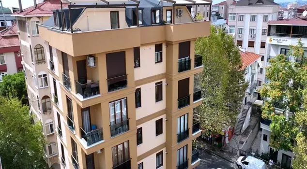 The house was vacated, but the court costs were charged to the tenant.