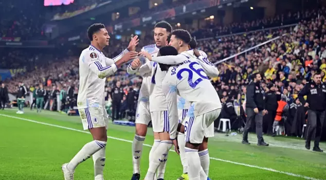 Команда, которая свалила Фенер, заплатила кучу денег Бешикташу и получила это имя.