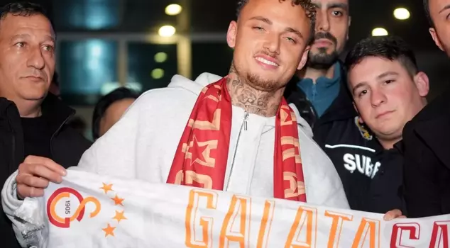 نوا لانغ، في إسطنبول من أجل غلطة سراي! إليكم أول كلماته.