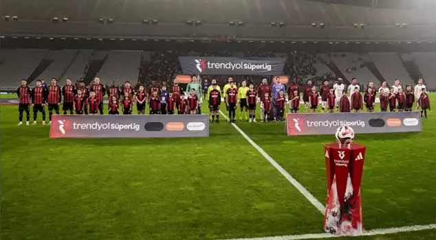 Galatasaray announced its new transfer immediately after the match ended.