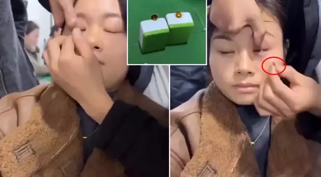 Женщина, использующая высокотехнологичную линзу для мошенничества в казино, была поймана.