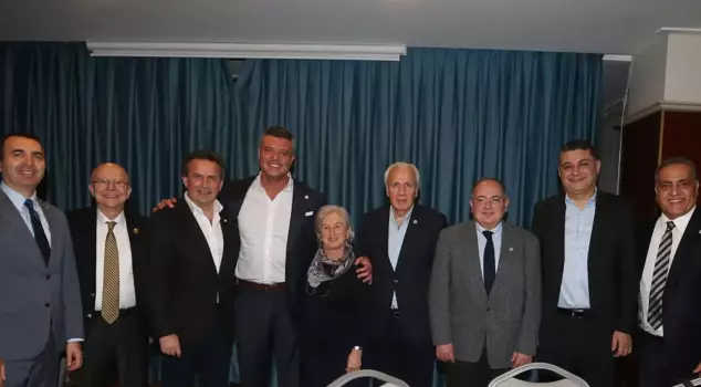 A message from Sadettin Saran that excites the fans.