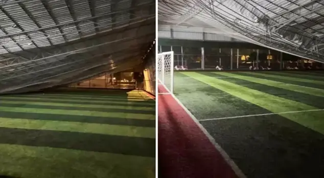 The roof of the sports hall collapsed due to strong winds.