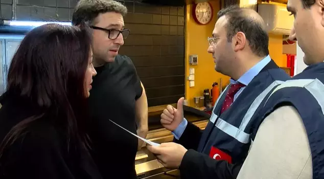 تم بدء تحقيق بشأن إلغاء الترخيص في مطعم البرغر المعروف بقواعده الغريبة.