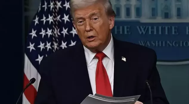 Donald Trump fired at the Fed.