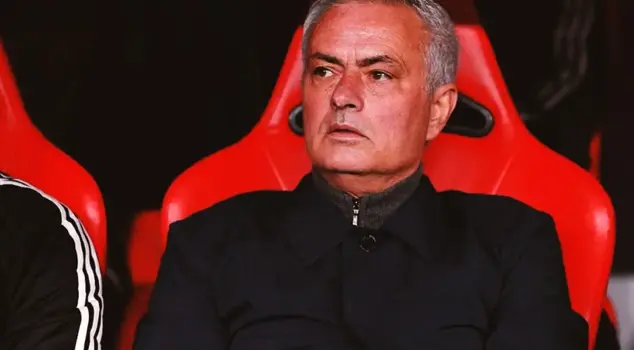 Fairy tale! Mourinho's Benfica defeated Real Madrid with a goal scored by their goalkeeper in the 90+8 minute and advanced to the top 24.