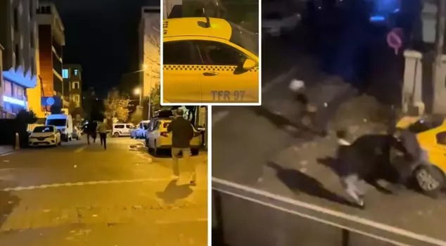 أولاً حاول سرقة التاكسي، ثم طارد السائقين بالفأس.