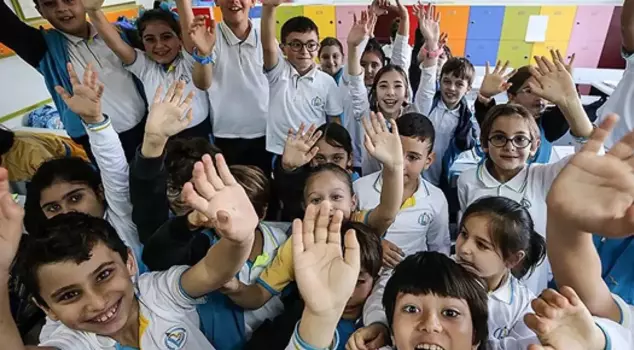 تقويم محزن للطلاب من وزارة التعليم! العطلات متصلة.