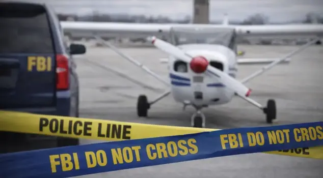 The suspect who stole a plane in the U.S. was captured by the FBI.