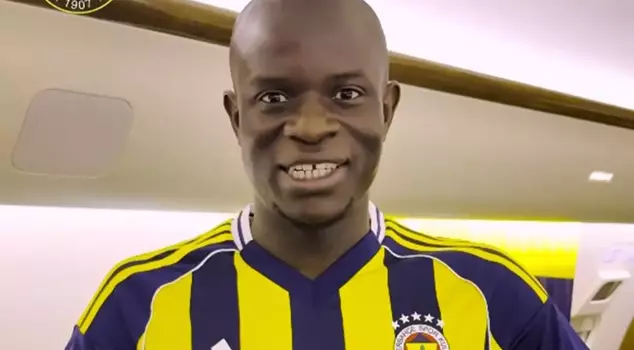 Fenerbahçe's new transfer Kante has arrived in Istanbul.