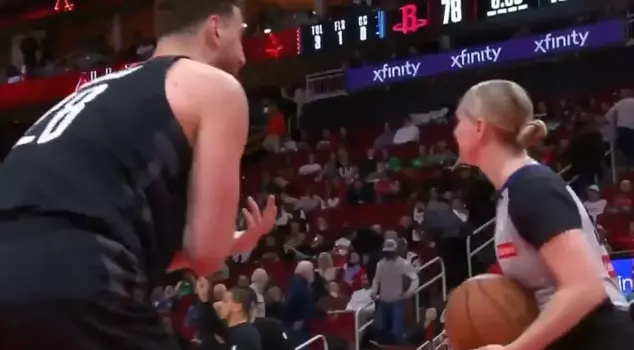 Big shock for Alperen Şengün! The price of what he said to the female referee was heavy.