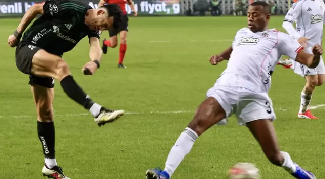 Beşiktaş returned with 1 point from Kocaeli.