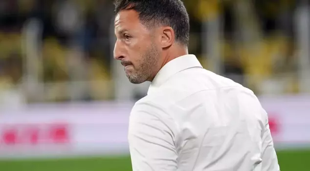 Domenico Tedesco announced two names he will not add to the UEFA list.