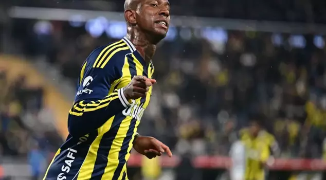 Fenerbahçe made a comeback in the second half with its stars.