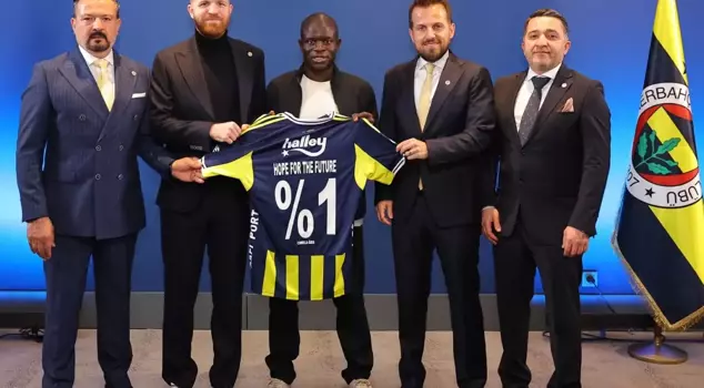 Kante's shoes stole the show at the ceremony: Everyone is making the same comment.