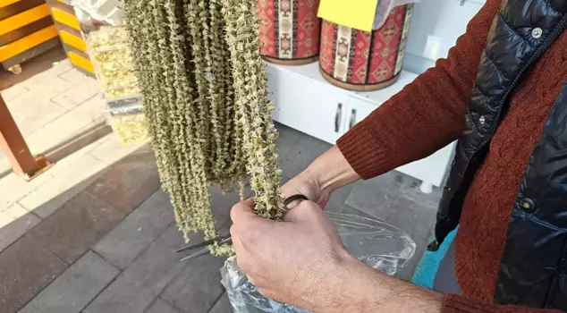 Neither pide nor dates! The favorite of Ramadan is on the stalls.