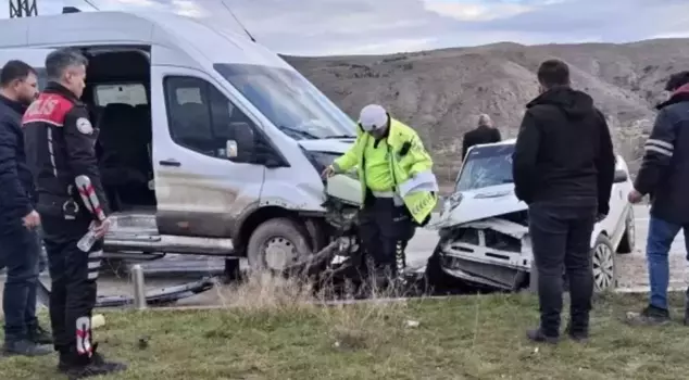 В ужасной аварии есть раненые! Двое из них - дети.