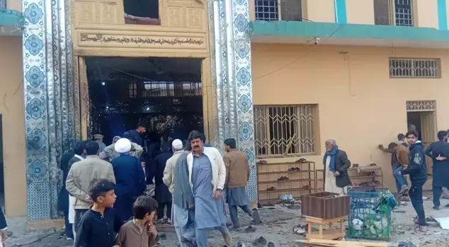 В Пакистане во время пятничной молитвы произошла стрельба: 15 человек погибли, 80 ранены.