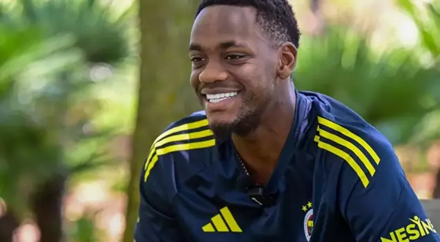 The first square has arrived! Here is Jhon Duran's new team.