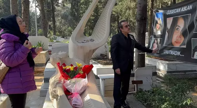 The unending pain for 11 years: Özgecan Aslan was commemorated with prayers at her grave.