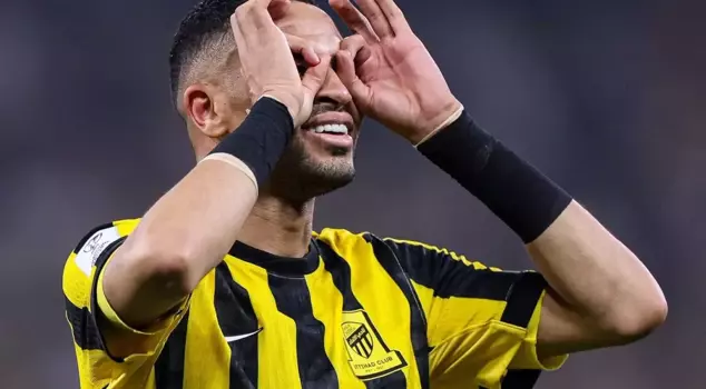 En-Neysri quickly started his career in Arabia.