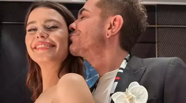 A love-filled celebration on stage from Kenan Doğulu to Beren Saat.